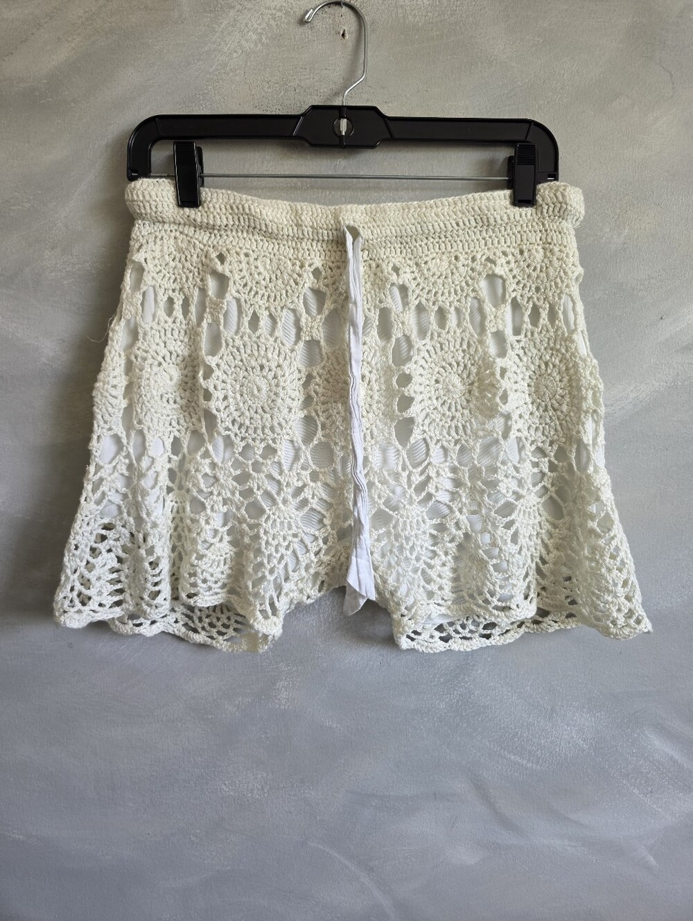 Umgee Crochet Overlay Ivory Pull On Drawstring Shorts Sz M Boho Festival